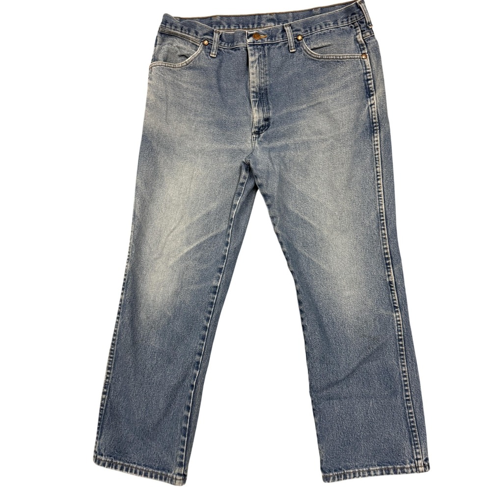 Wrangler Jeans Mens 37x27 Blue Light Wash High Rise Straight‎ Leg Cotton Denim